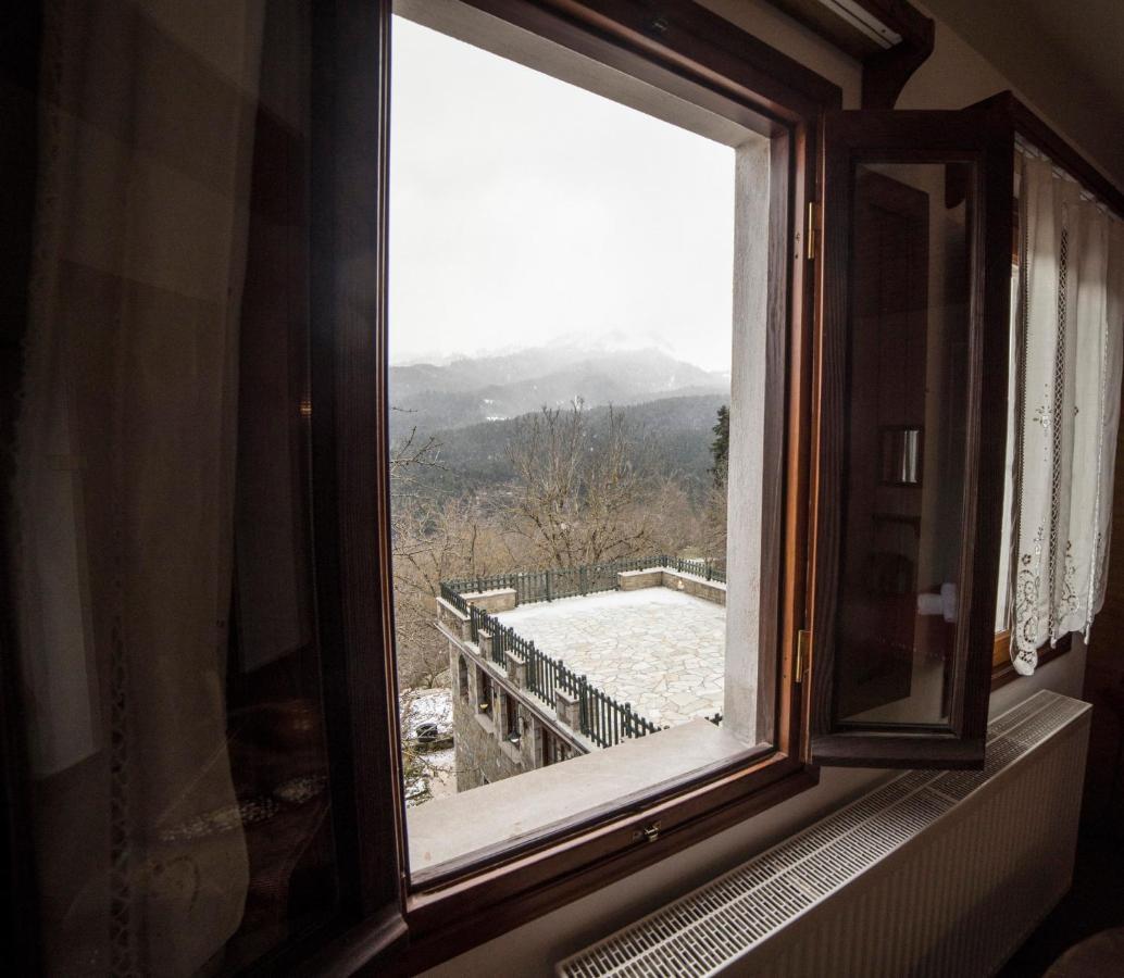 Ξενώνας Πατρικό Neraïdochóri Exterior foto